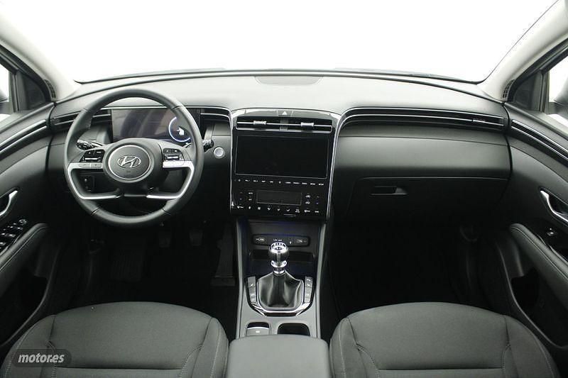 Usado Hyundai Tucson 136 CV (100 kW) 2025 Blanco SUV