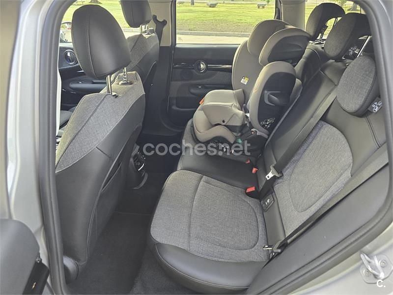 Gris / plata Usado 2023 Mini Cooper D Clubman Familiar | 27.300 € (Caro) - Imagen 1/4