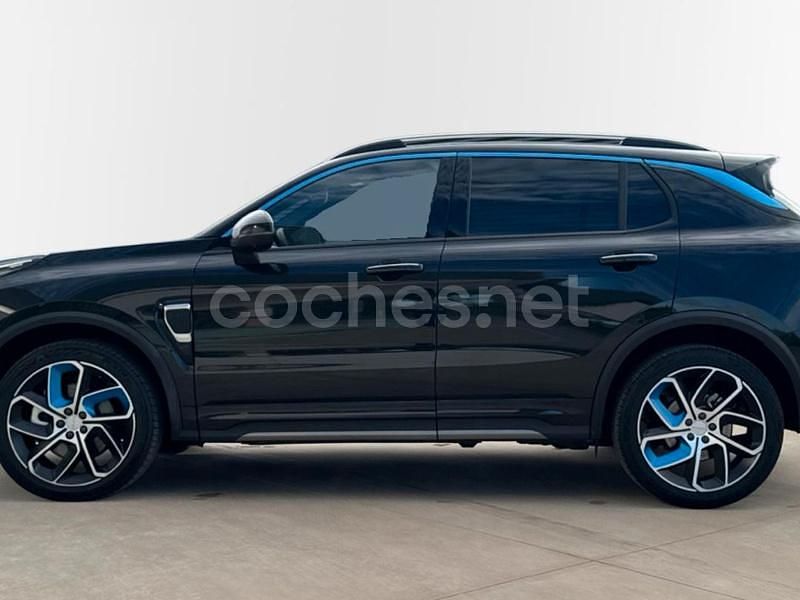Usado Lynk & Co 01 261 CV (191 kW) 2023 Negro SUV