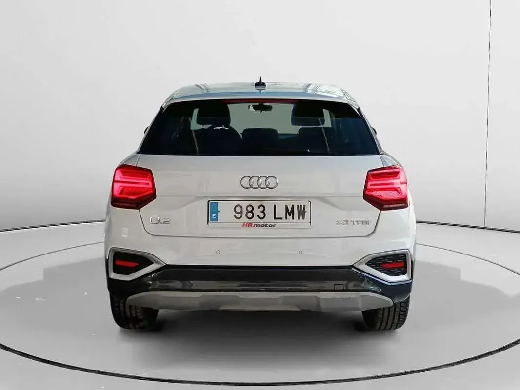 Usado Audi Q2 Advanced 150 CV (110 kW) 2021 Blanco SUV