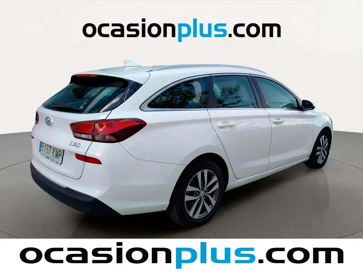 Usado Hyundai i30 140 CV (102 kW) 2018 Blanco Familiar