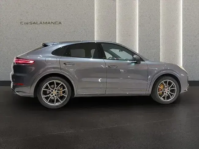 Usado Porsche Cayenne 340 CV (250 kW) 2023 Gris SUV