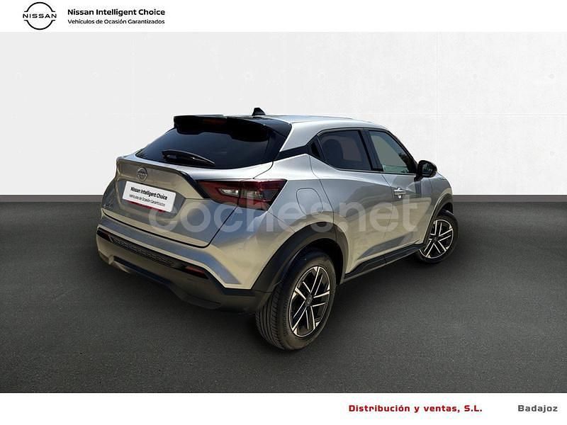 Usado Nissan Juke N-Connecta 114 CV (83 kW) 2024 Gris / plata SUV