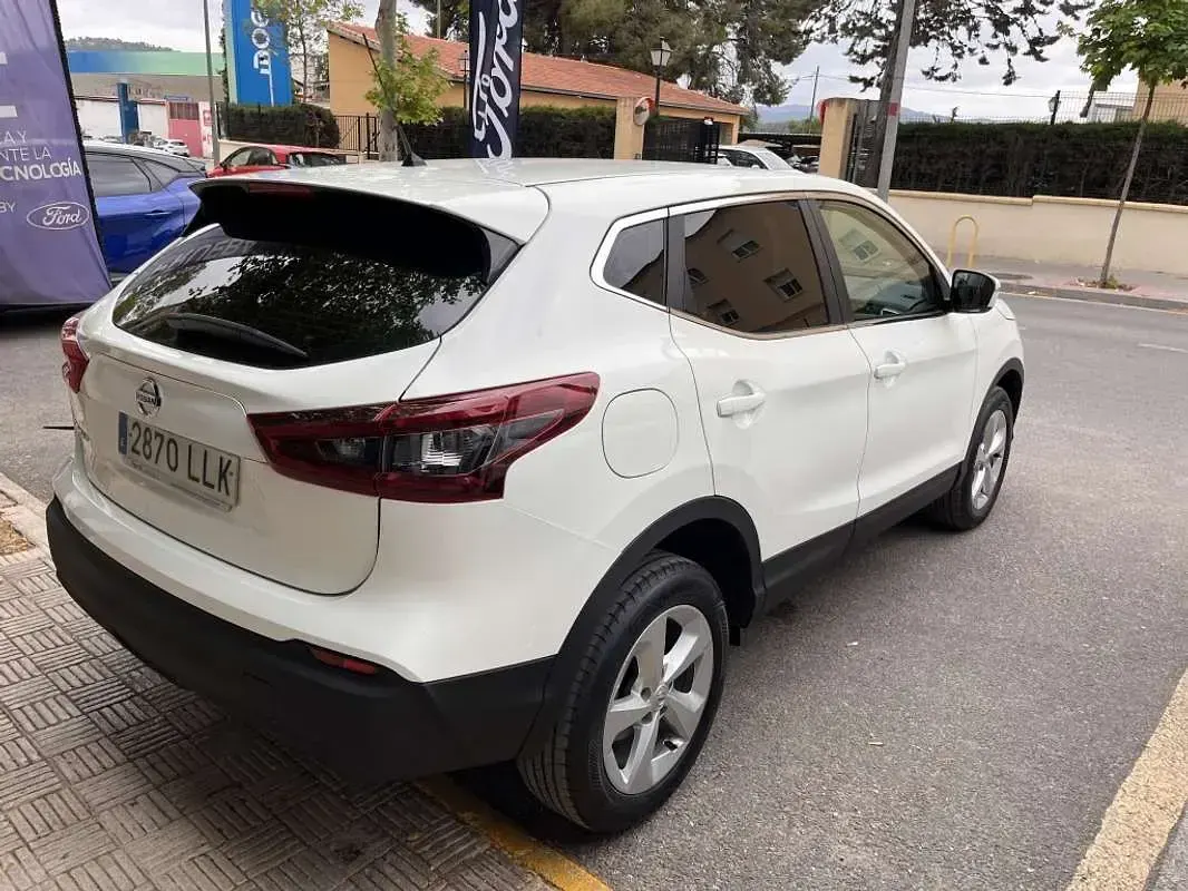 Usado Nissan Qashqai Acenta 116 CV (85 kW) 2020 Blanco SUV
