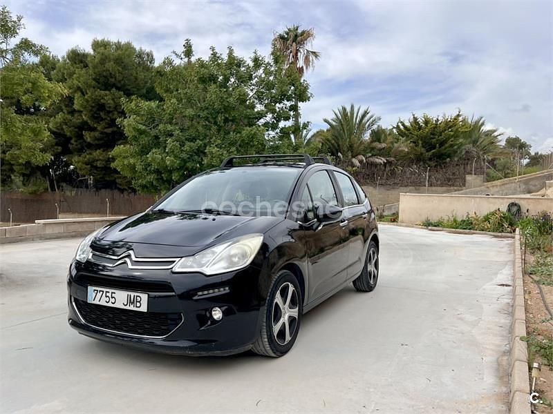 Usado Citroën C3 Live 75 CV (55 kW) 2016 Negro Berlina