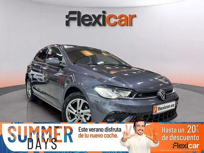 Gris / plata Usado 2023 VW Polo R-line Berlina | 24.990 € - Imagen 1/4