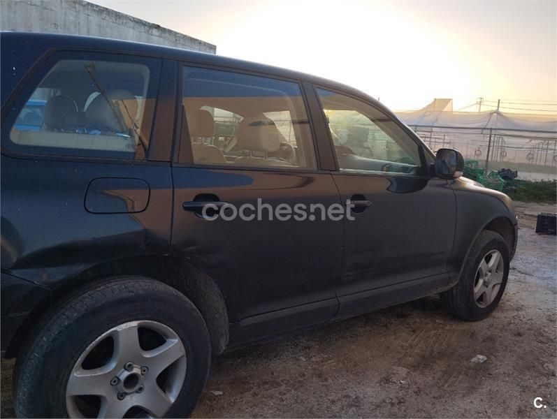 Negro Usado 2007 VW Touareg R SUV | 6500 € (Precio justo) - Imagen 1/4