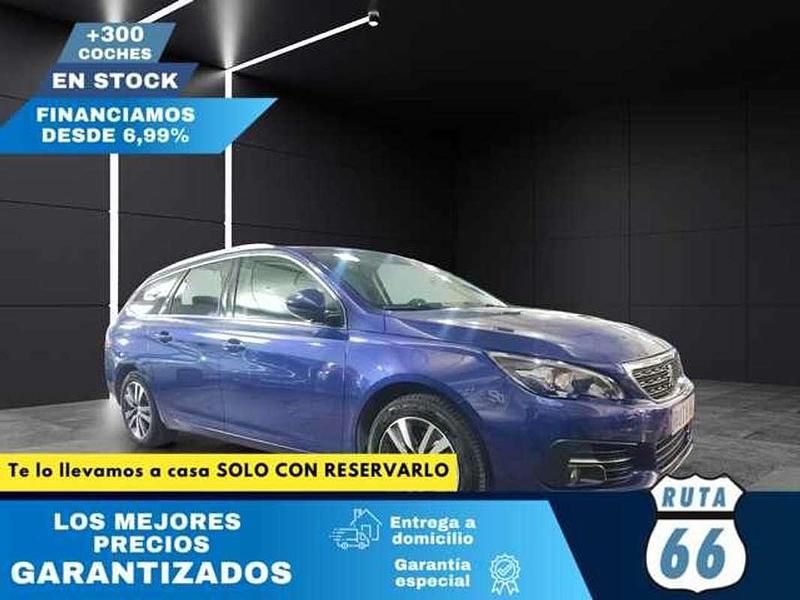 Usado Peugeot 308 SW Allure 131 CV (96 kW) 2018 Azul Familiar