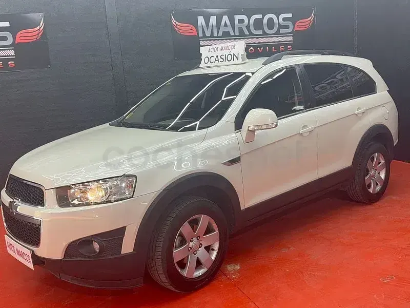 Usado Chevrolet Captiva LT 163 CV (119 kW) 2012 Beige SUV