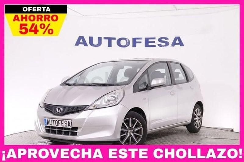 Usado Honda Jazz Elegance 102 CV (75 kW) 2015 Gris / plata Utilitario
