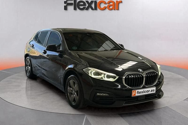Negro Usado 2021 BMW 118 Utilitario | 18.790 € (Precio justo) - Imagen 1/4