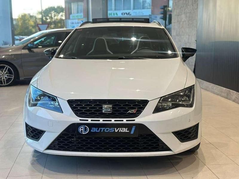 Usado Seat Leon ST CUPRA 290 CV (213 kW) 2016 Blanco Familiar