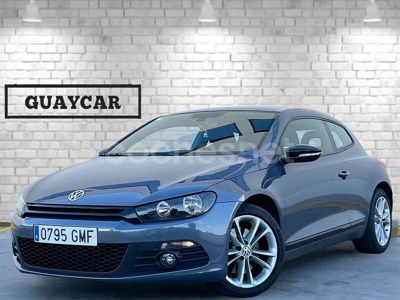 Gris / plata Usado 2009 VW Scirocco Coupe | 9990 € (Precio justo) - Imagen 1/4