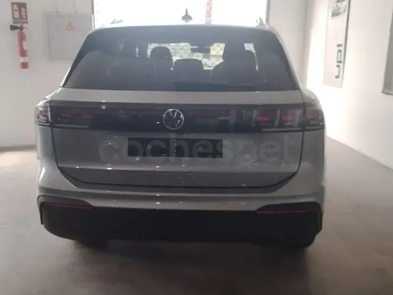 Nuevo VW Tiguan 150 CV (110 kW) 2026 Gris / plata SUV