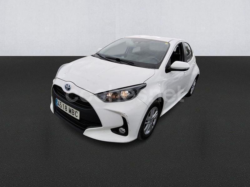 Blanco Usado 2022 Toyota Yaris Hybrid Business Edition Berlina | 17.490 € (Buen precio) - Imagen 1/4