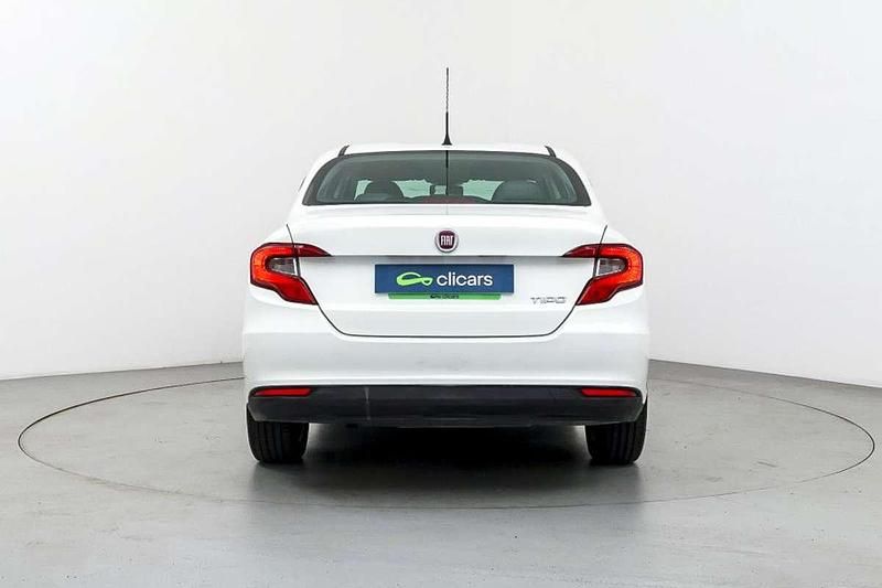 Usado Fiat Tipo Easy 95 CV (69 kW) 2016 Blanco Berlina