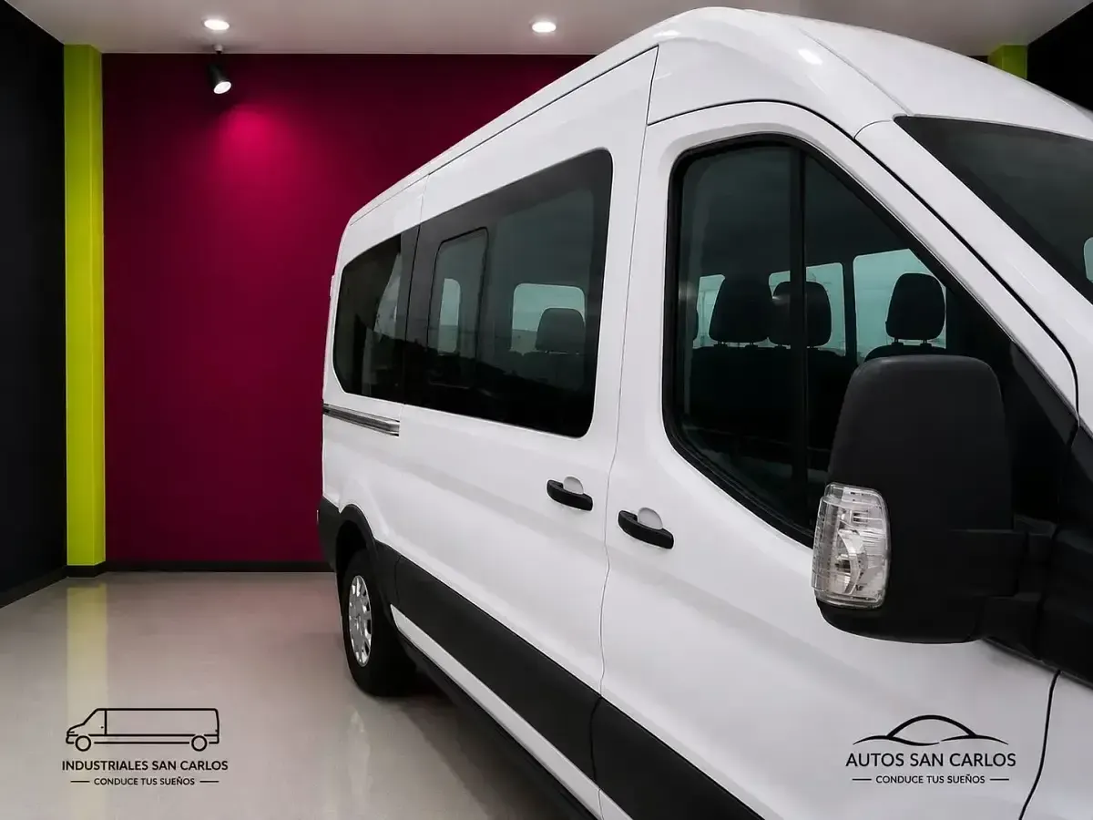 Usado Ford Transit Ambiente 130 CV (95 kW) 2018 Blanco