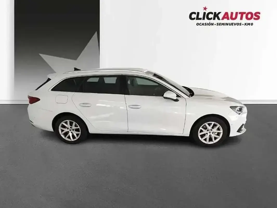 Usado Seat Leon Style 116 CV (85 kW) 2025 Blanco Utilitario