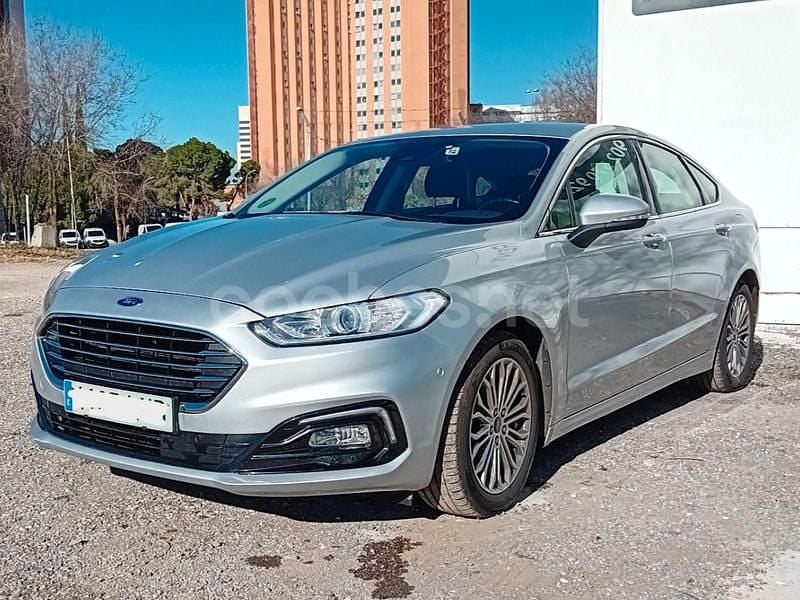 Gris / plata Usado 2021 Ford Mondeo Titanium Berlina | 13.990 € (Precio justo) - Imagen 1/4