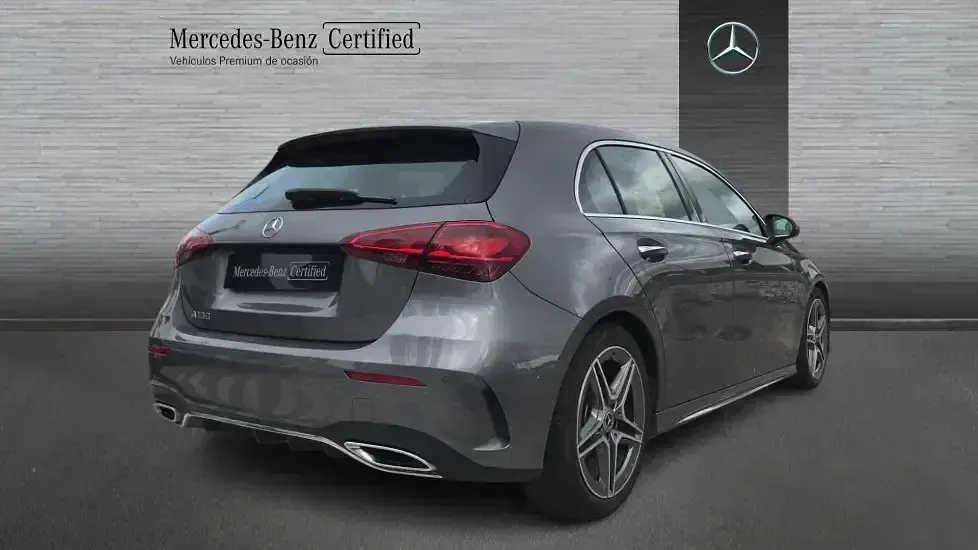 Usado Mercedes A180 136 CV (100 kW) 2025 Gris