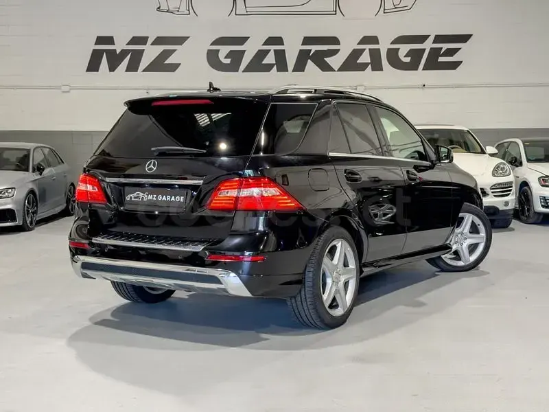 Usado Mercedes ML500 408 CV (300 kW) 2013 Negro SUV