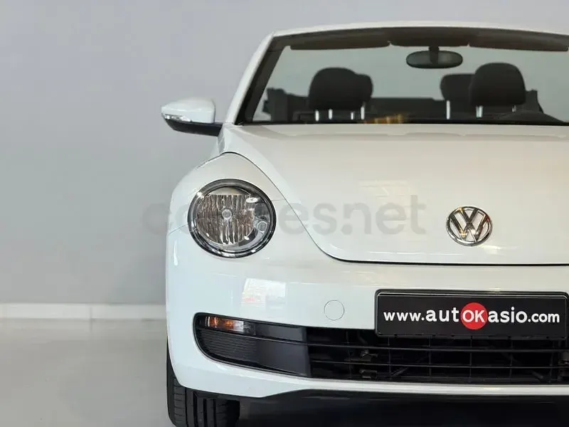 Usado VW Beetle Design 105 CV (77 kW) 2015 Blanco Utilitario