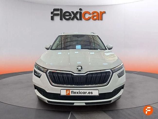 Usado Skoda Kamiq Ambition 110 CV (80 kW) 2021 Blanco SUV