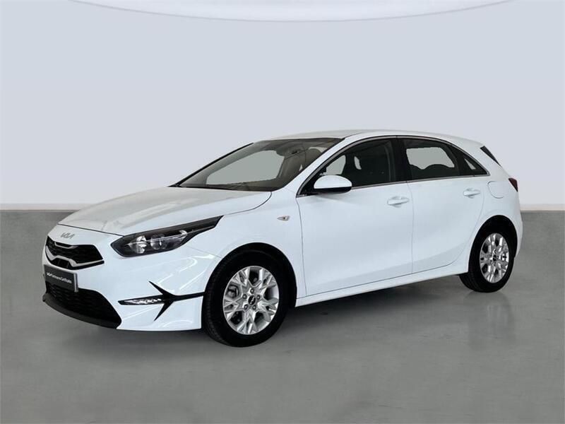Cassa white Nuevo 2024 Kia Ceed Berlina | 20.502 € (Buen precio) - Imagen 1/4