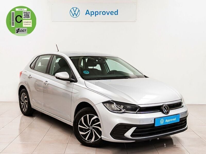 Gris Usado 2024 VW Polo Life Berlina | 18.490 € (Precio justo) - Imagen 1/4