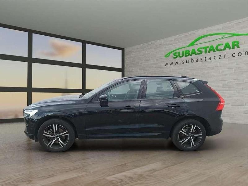 Negro Usado 2021 Volvo XC60 R-Design SUV | 25.413 € - Imagen 1/4