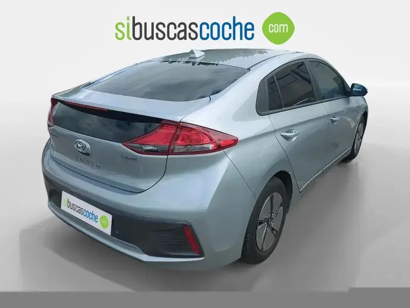 Usado Hyundai Ioniq 104 CV (76 kW) 2021 Gris/plata Utilitario