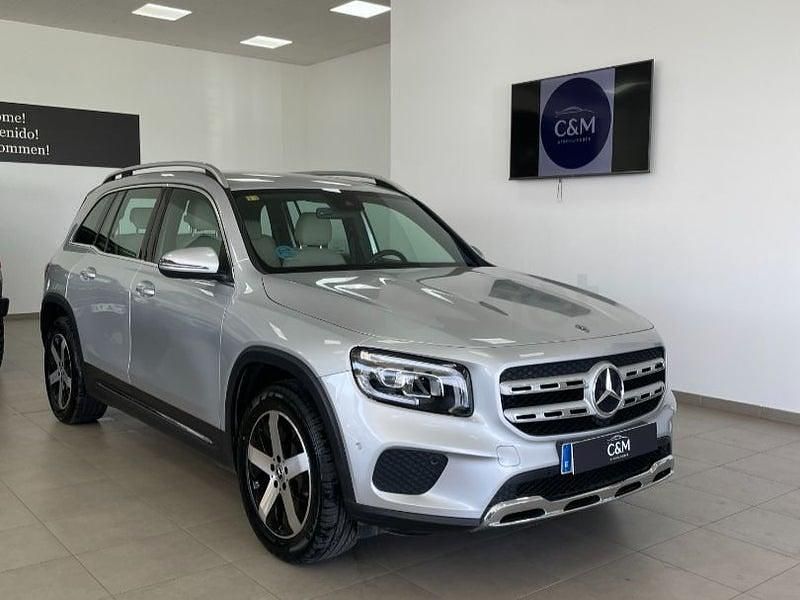 Usado Mercedes GLB200 150 CV (110 kW) 2020 Gris / plata SUV