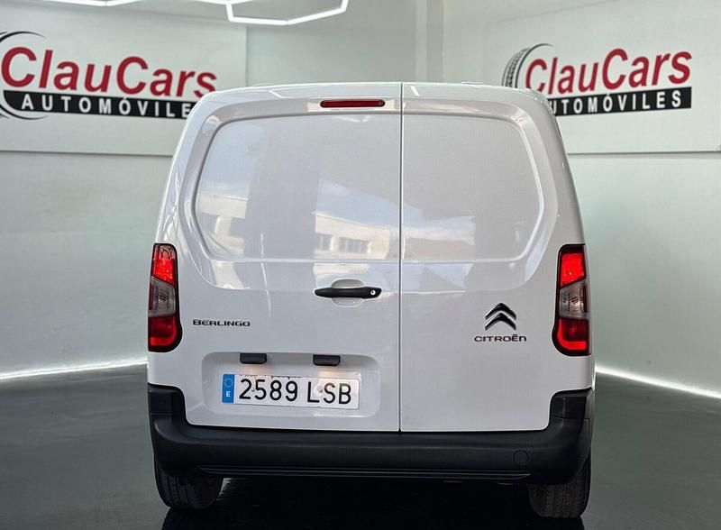 Usado Citroën Berlingo 100 CV (73 kW) 2021 Blanco Monovolumen