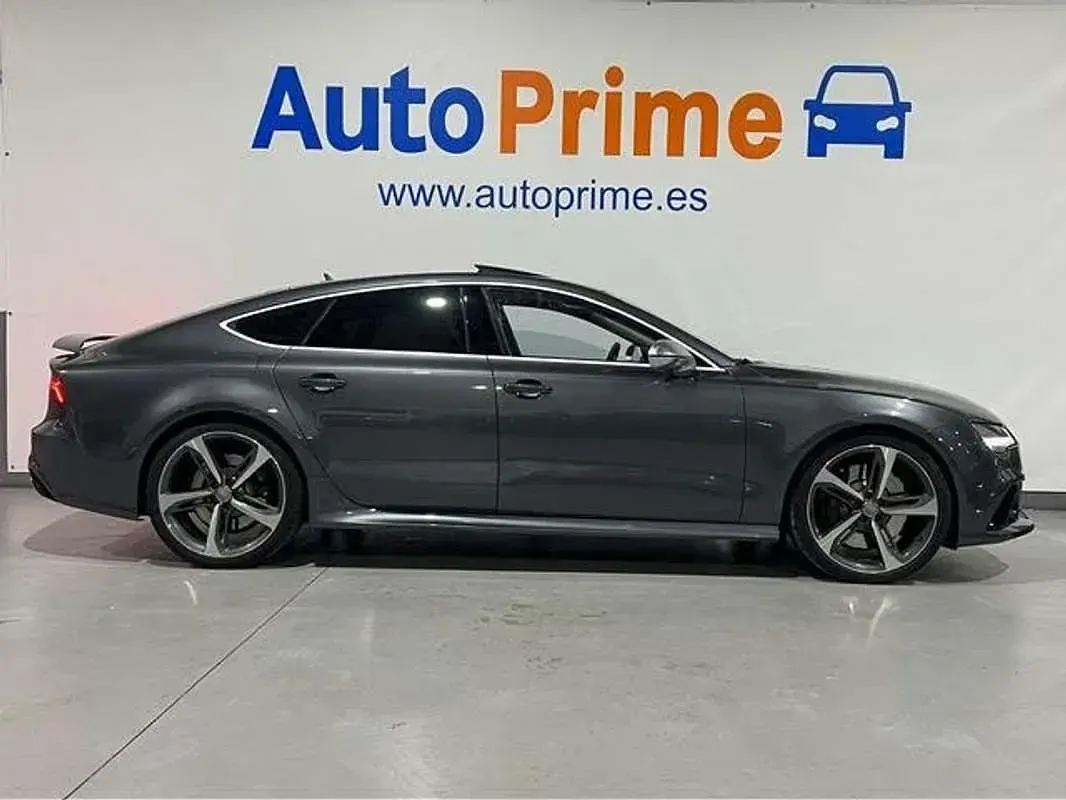 Usado Audi RS7 Sportback 560 CV (411 kW) 2015 Azul Utilitario