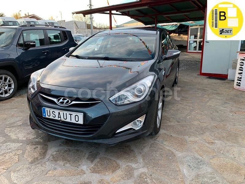 Gris / plata Usado 2014 Hyundai i40 Berlina | 9500 € (Precio justo) - Imagen 1/4