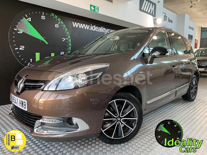 Marrón Usado 2014 Renault Scénic III Bose Edition Monovolumen | 9990 € (Precio justo) - Imagen 1/4