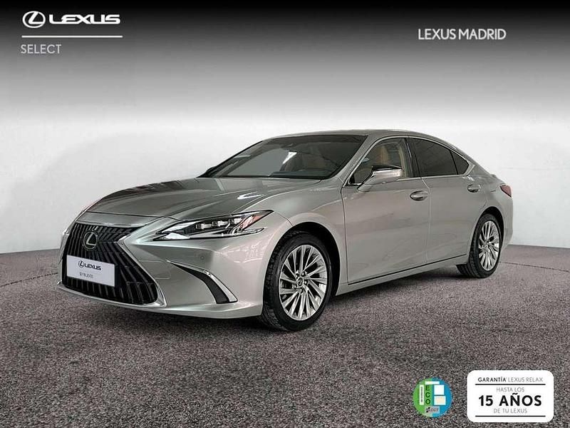 Plateado Usado 2023 Lexus ES300 Luxury Line Berlina | 45.995 € (Precio justo) - Imagen 1/4