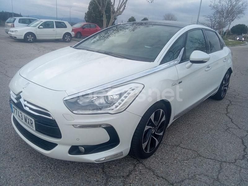 Usado Citroën DS5 200 CV (147 kW) 2013 Blanco Utilitario