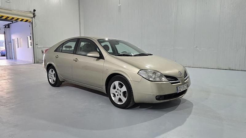 Usado Nissan Primera Acenta 120 CV (88 kW) 2004 Beige Berlina