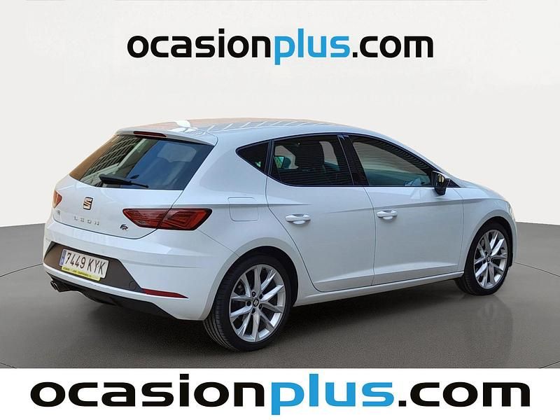 Usado Seat Leon FR 150 CV (110 kW) 2019 Blanco Utilitario