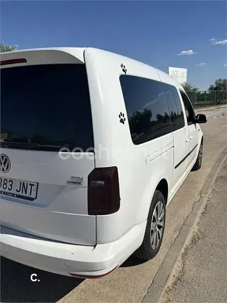 Usado VW Caddy Trendline 102 CV (75 kW) 2016 Blanco Monovolumen