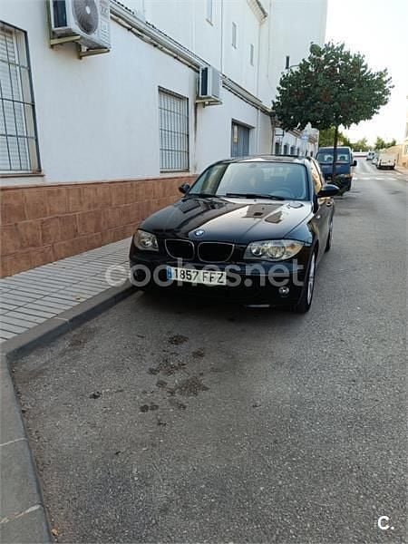 Usado BMW 120 163 CV (119 kW) 2006 Negro Utilitario