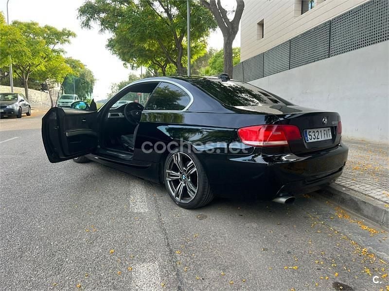 Usado BMW 320 177 CV (130 kW) 2007 Negro Coupe