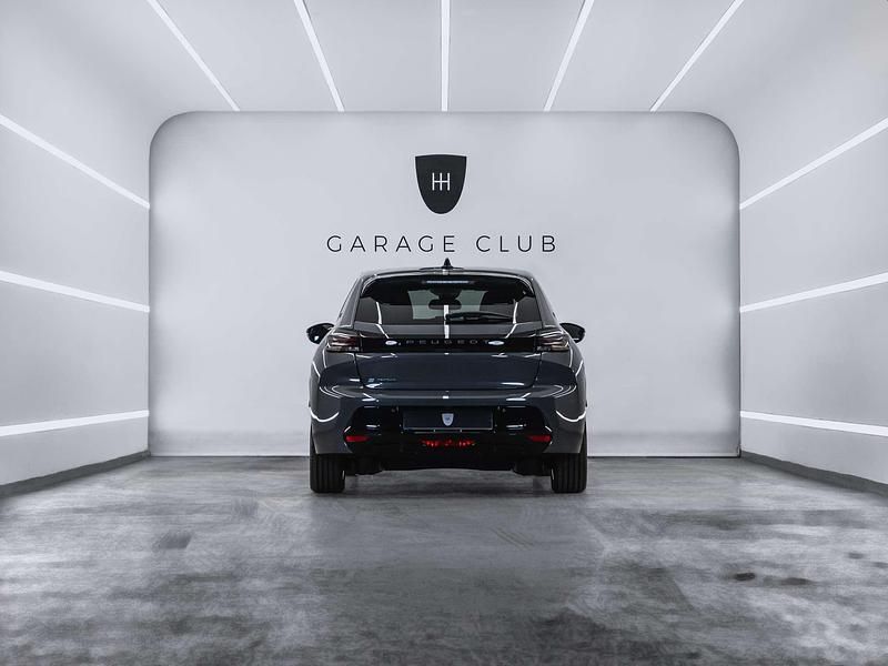 Nuevo Peugeot 208 Allure 100 kW (136 CV) 2025 Gris Utilitario