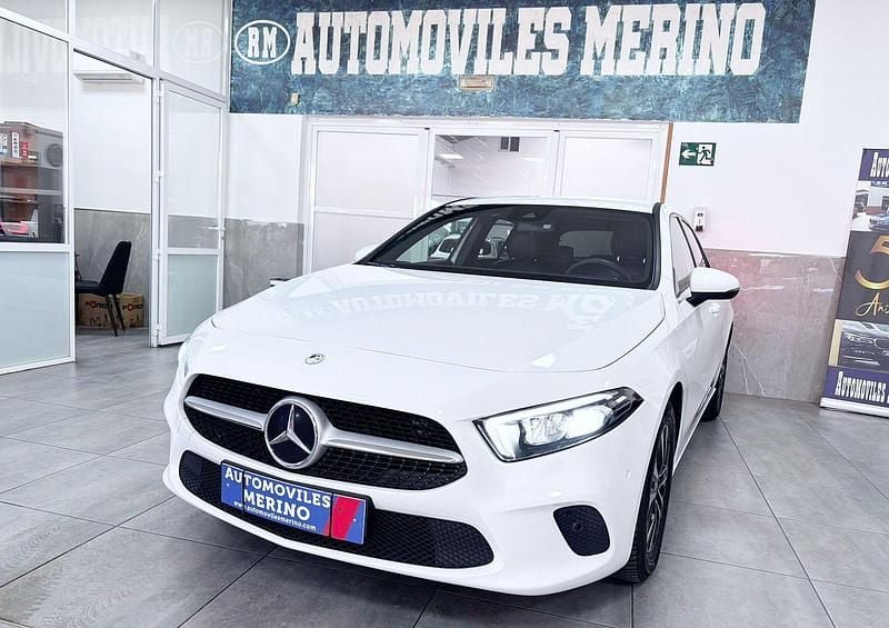 Usado Mercedes A180 116 CV (85 kW) 2022 Blanco Berlina