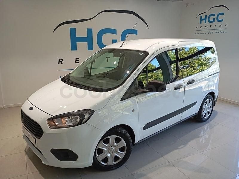 Usado Ford Tourneo Courier Ambiente 75 CV (55 kW) 2019 Blanco Monovolumen