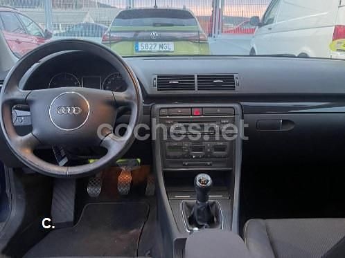 Occasion Audi A4 130 PK (95 kW) 2004 Zwart Sedan