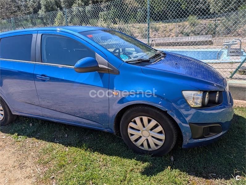 Usado Chevrolet Aveo LTZ 100 CV (73 kW) 2011 Azul Berlina