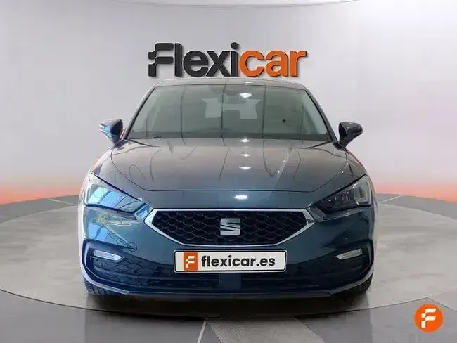 Usado Seat Leon Style 130 CV (95 kW) 2023 Gris