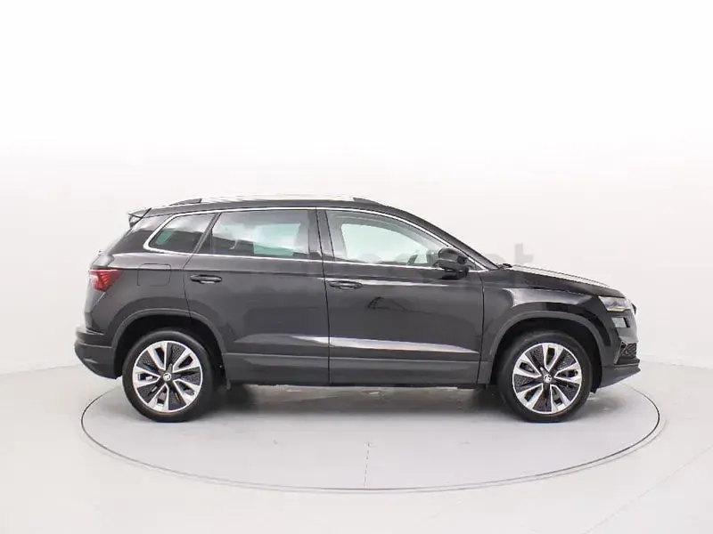 Usado Skoda Karoq Style 115 CV (84 kW) 2023 Negro SUV